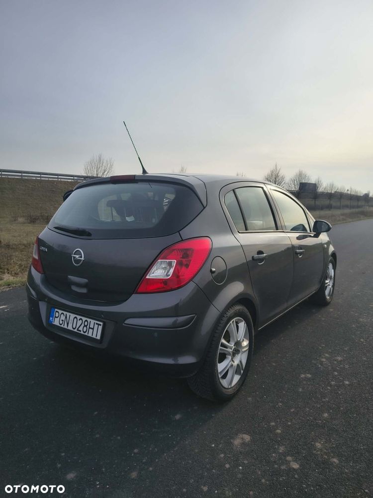 Opel Corsa - 4