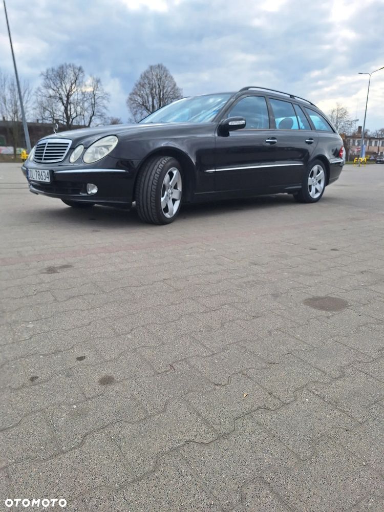 Mercedes-Benz Klasa E 240 4Matic Avantgarde - 7