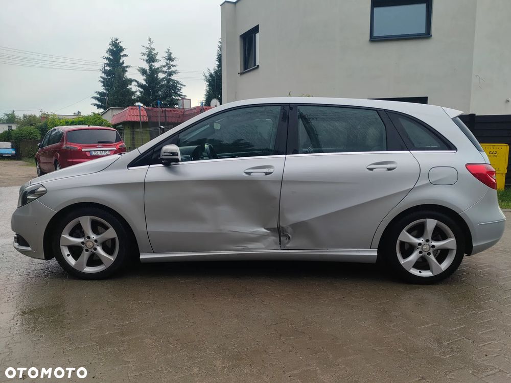 Mercedes-Benz Klasa B 200 7G-DCT UrbanStyle Edition - 7