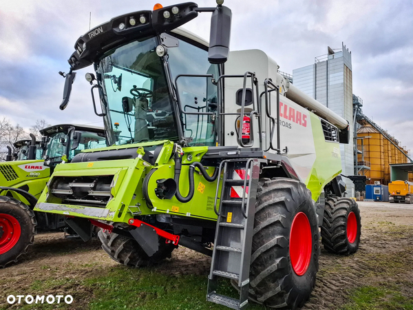 Claas Trion 650