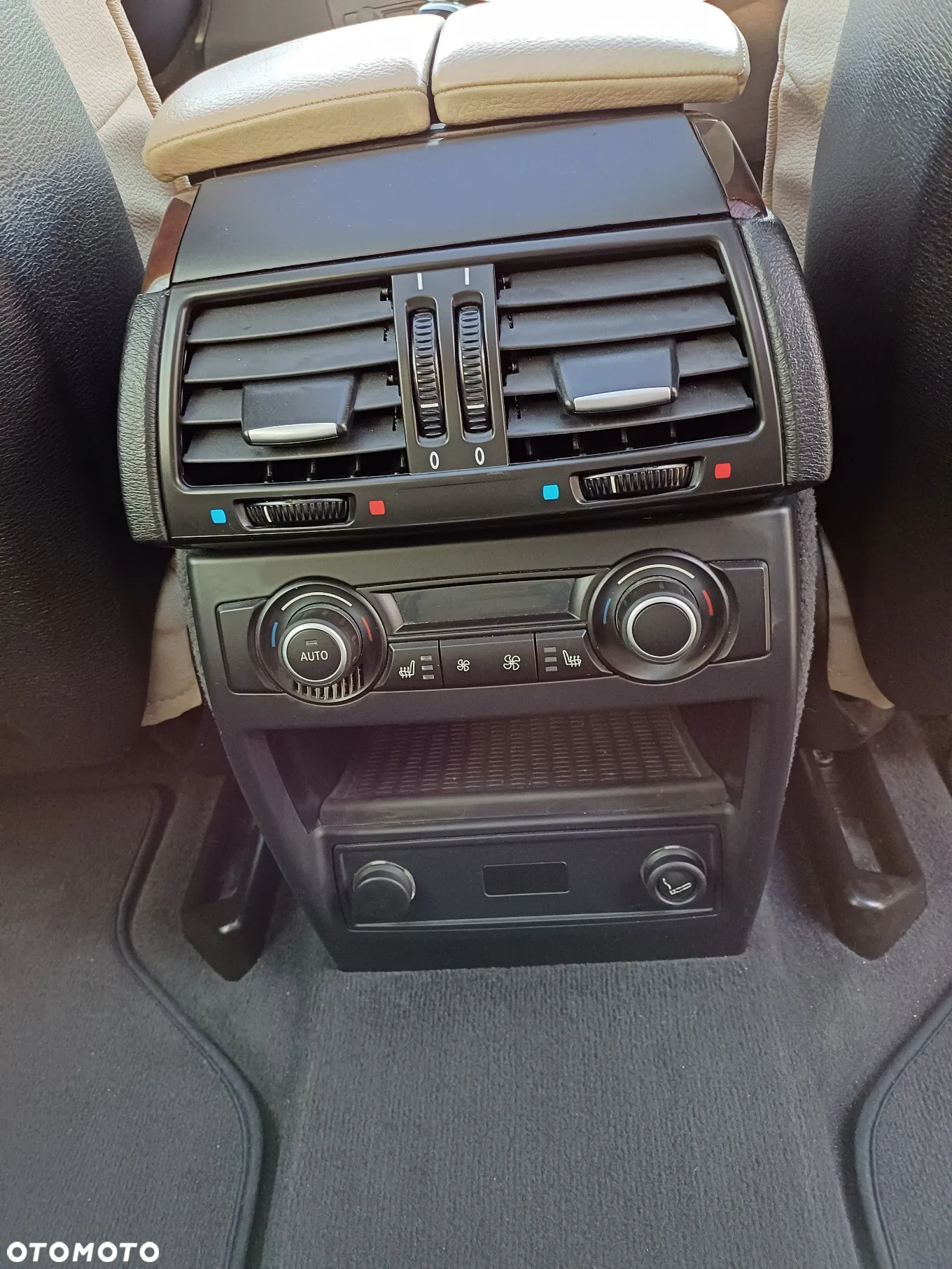 BMW X5 xDrive35i - 7