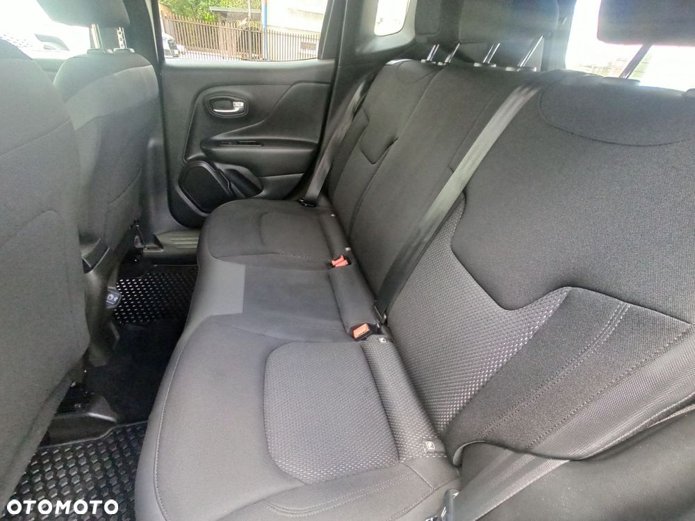 Jeep Renegade - 11