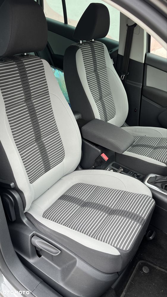 Volkswagen Tiguan - 8