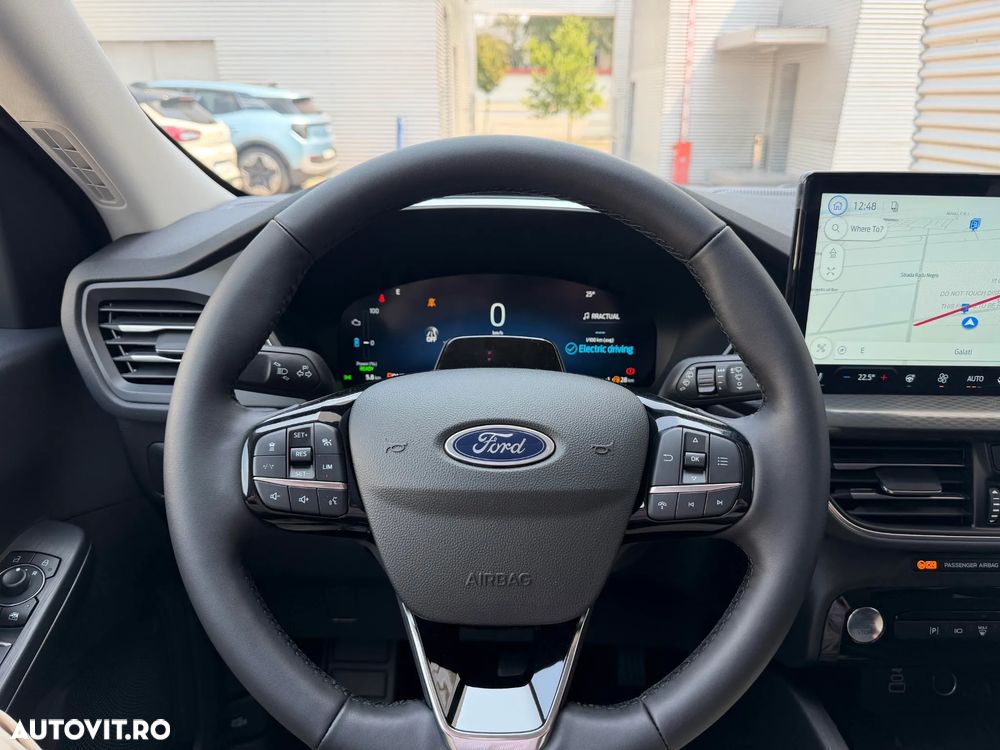 Ford Kuga 2.5 Duratec FWD FHEV Titanium - 4