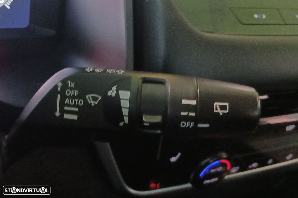 Nissan Qashqai 1.3 DIG-T N-Connecta LED Xtronic - 11