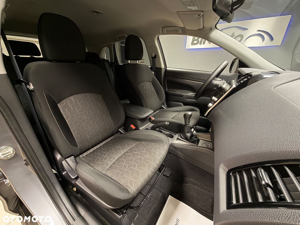 Mitsubishi ASX - 20