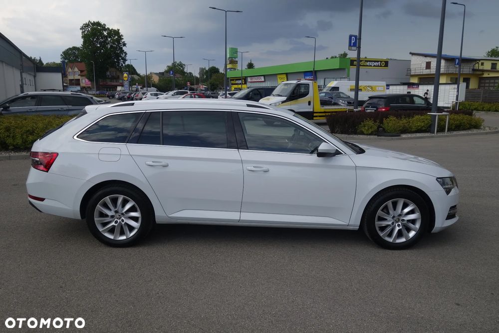 Skoda Superb 2.0 TDI SCR 4x4 Style DSG - 7