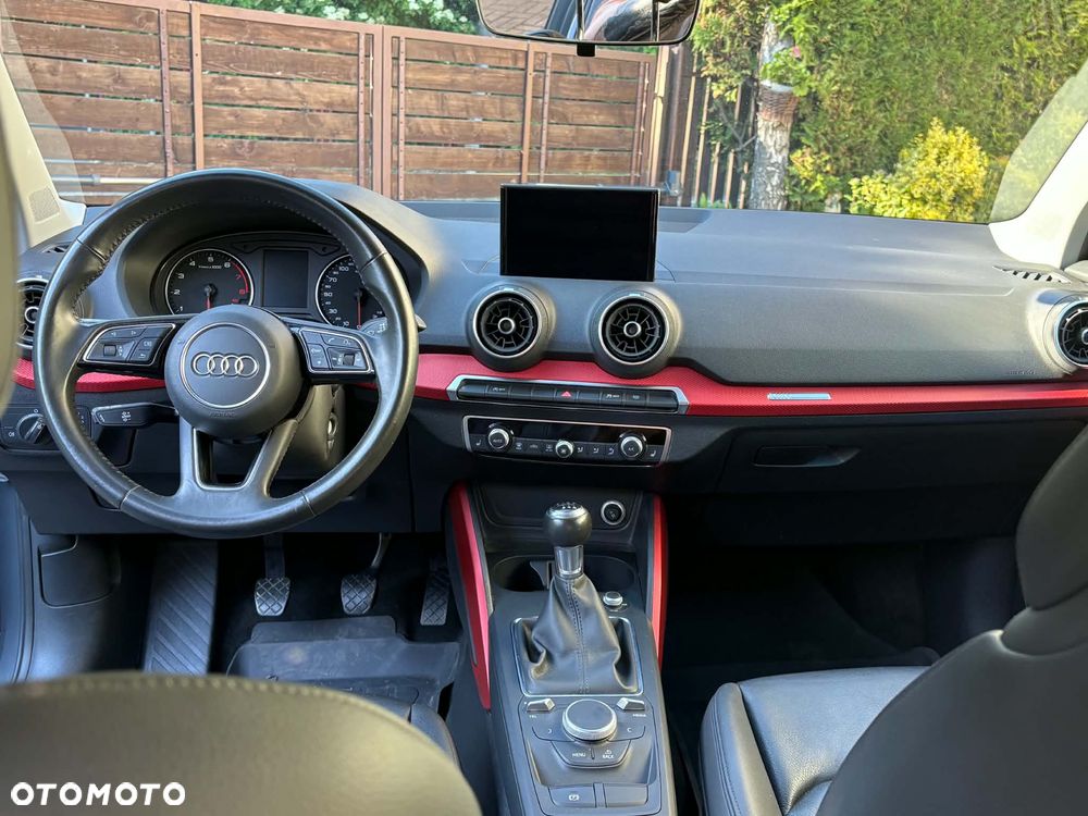 Audi Q2 35 TFSI S Line - 10