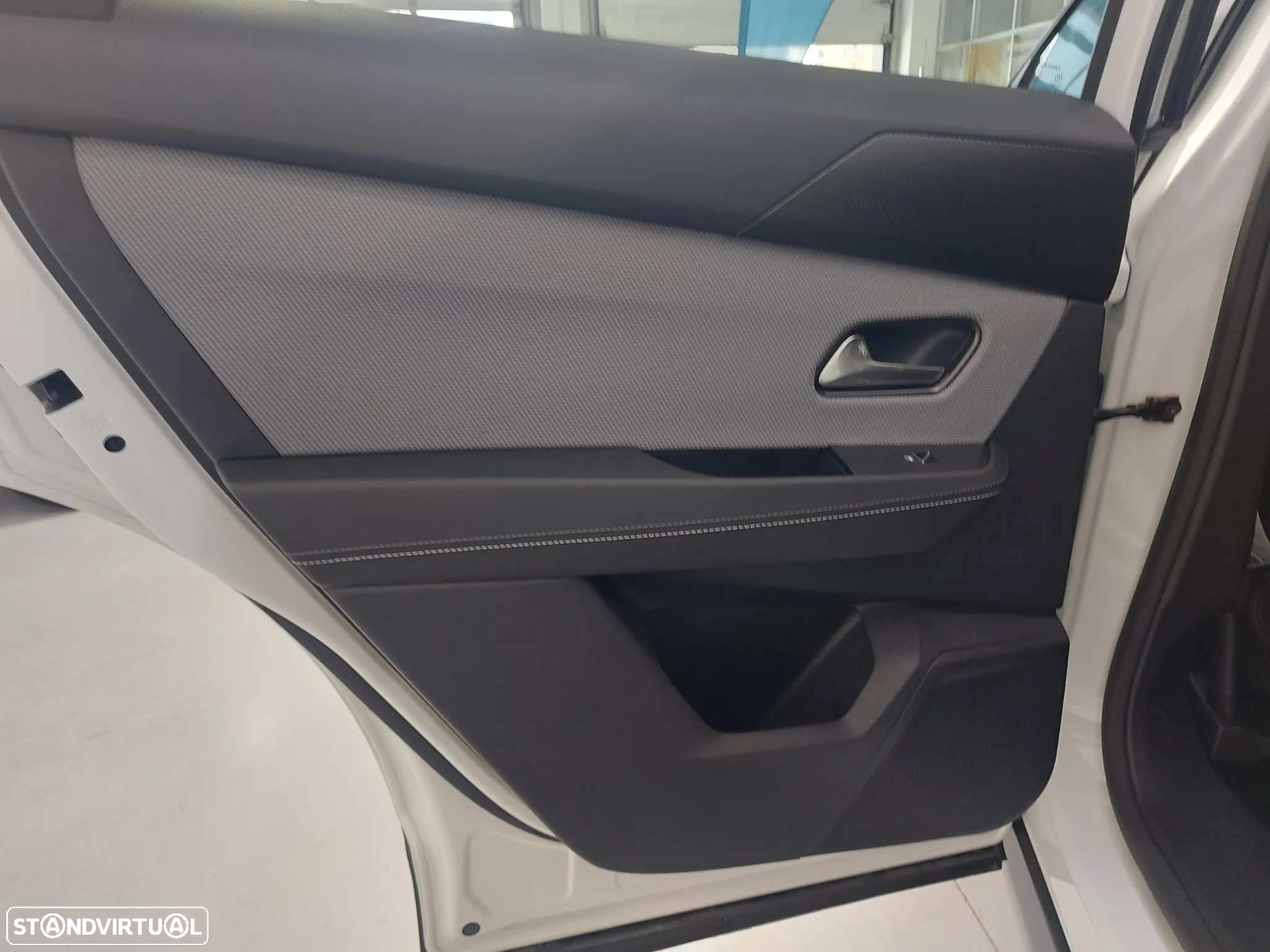 Opel Grandland 1.2 Hybrid GS eDCT - 60