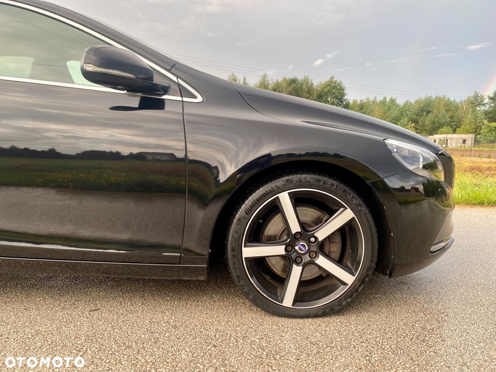 Volvo V40 D4 Drive-E Momentum - 3