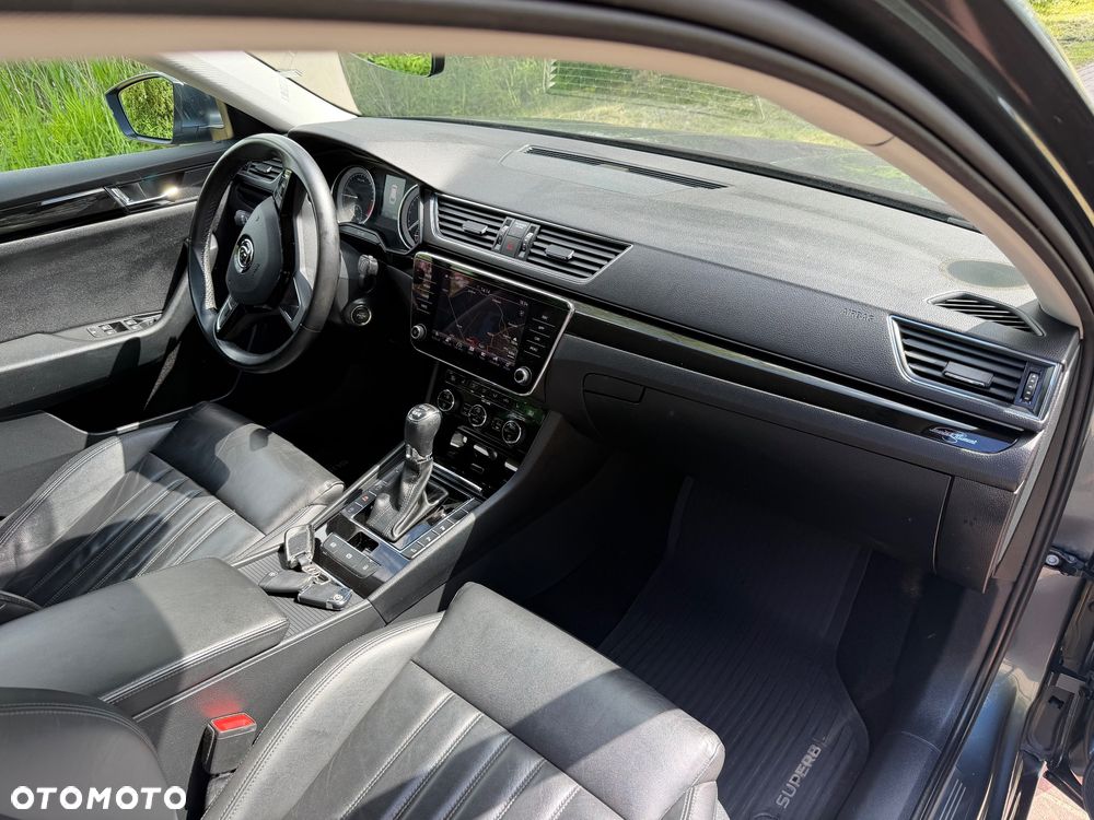 Skoda Superb 2.0 TDI 4x4 DSG L&K - 12