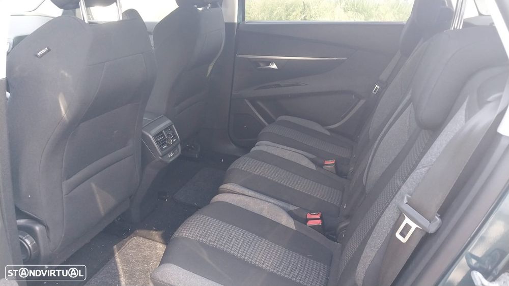 Peugeot 5008 BlueHDI 130 EAT8 Allure Business-Pack - 10
