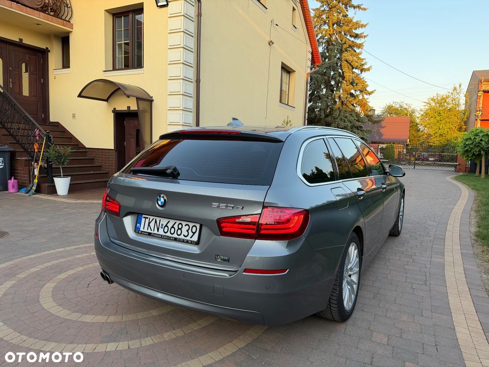 BMW Seria 5 520d Luxury Line - 14