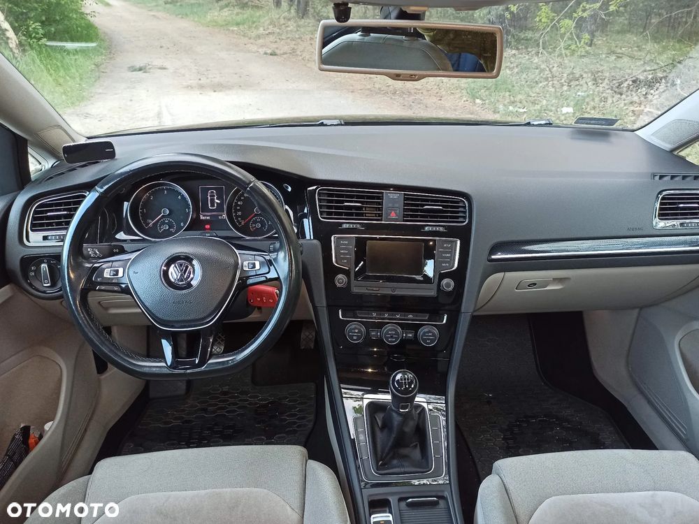 Volkswagen Golf 1.6 TDI BMT Highline - 8