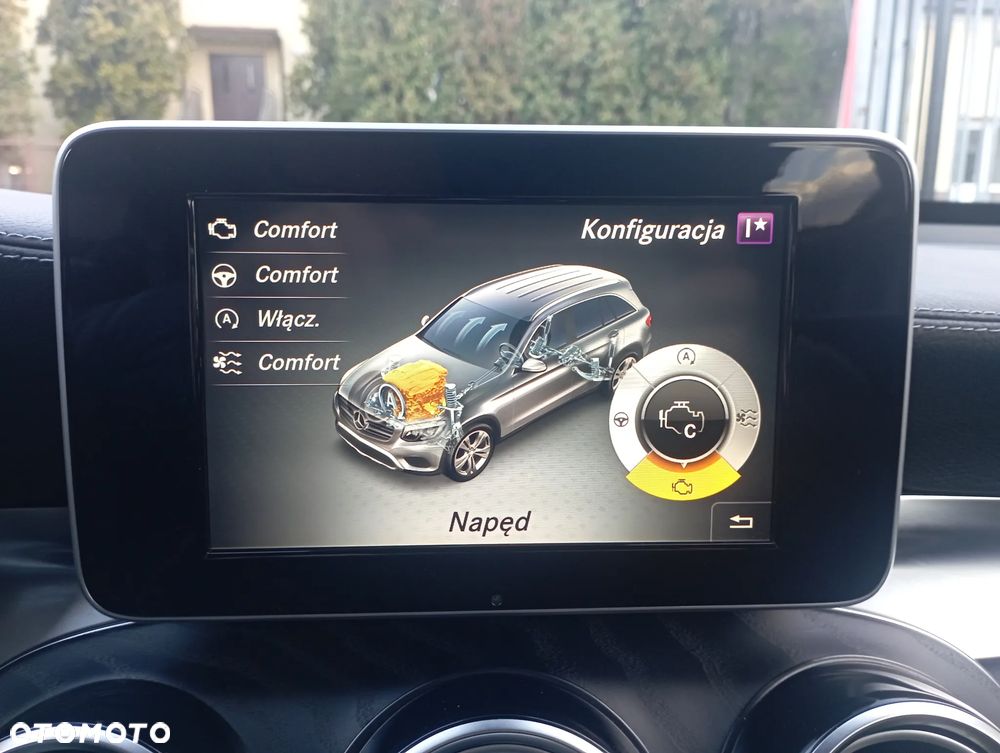 Mercedes-Benz GLC 250 4-Matic - 19