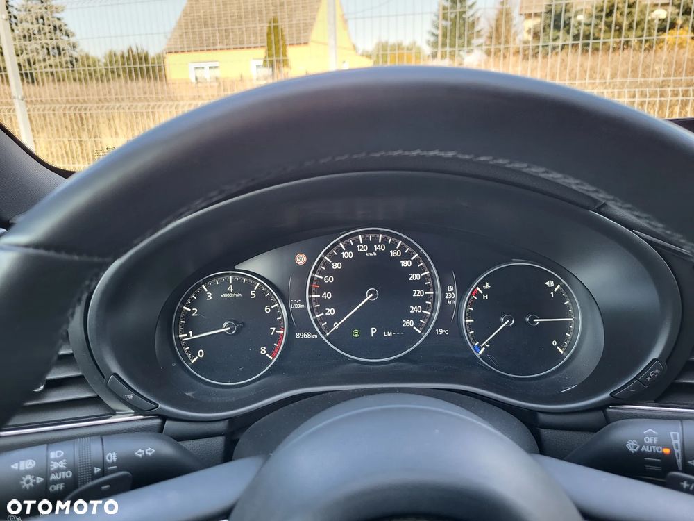 Mazda 3 2.0 mHEV Hikari - 8