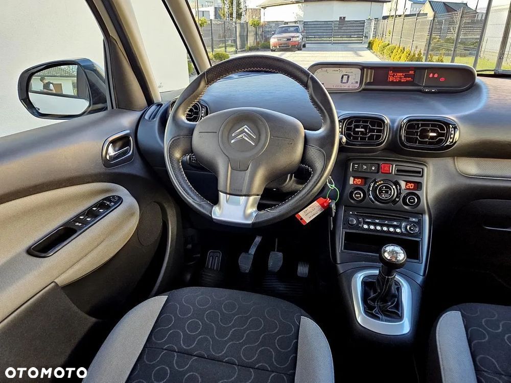 Citroën C3 Picasso 1.4i Exclusive - 22