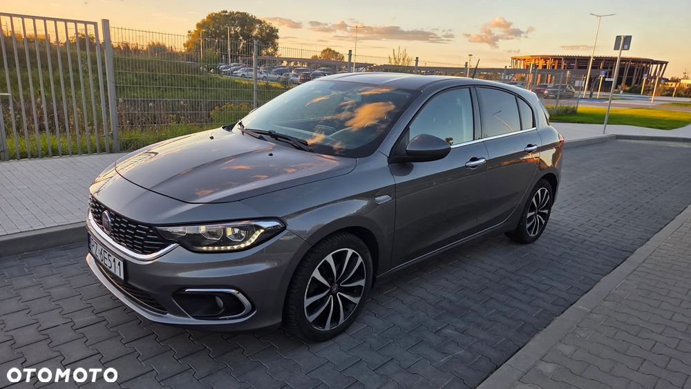 Fiat Tipo 1.4 T-Jet Lounge - 1