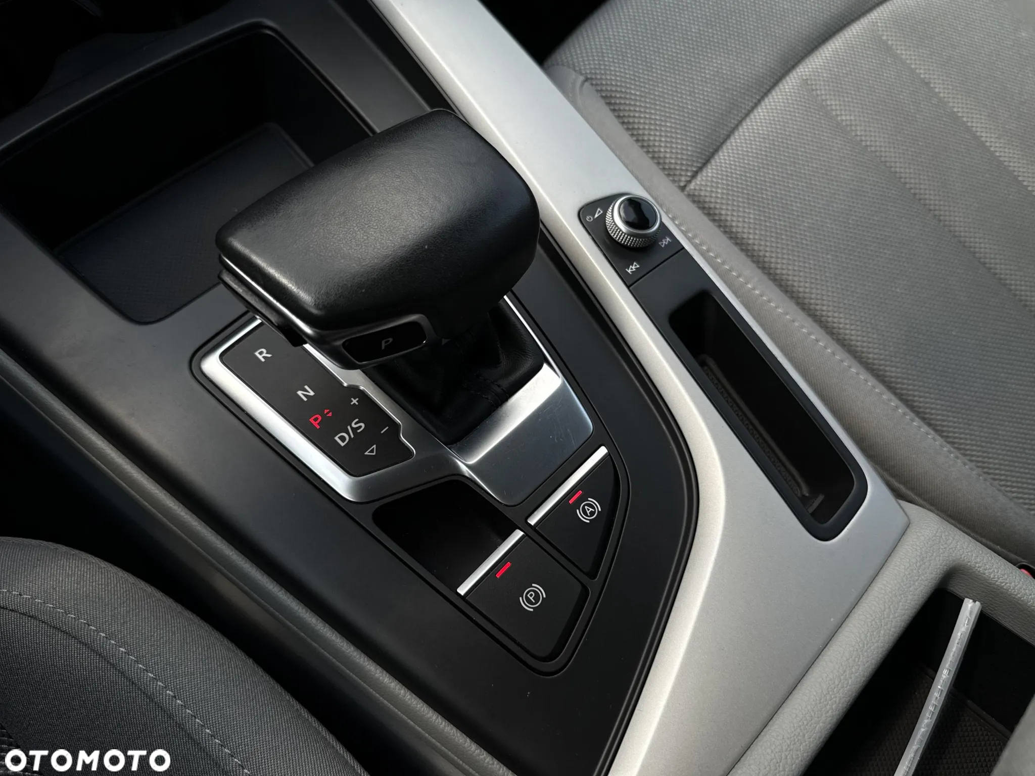 Audi A4 40 TDI mHEV Advanced S tronic - 19