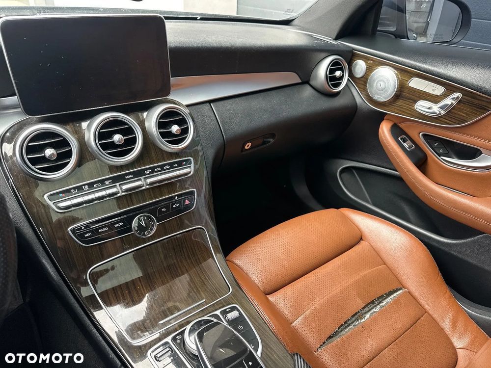 Mercedes-Benz Klasa C - 31