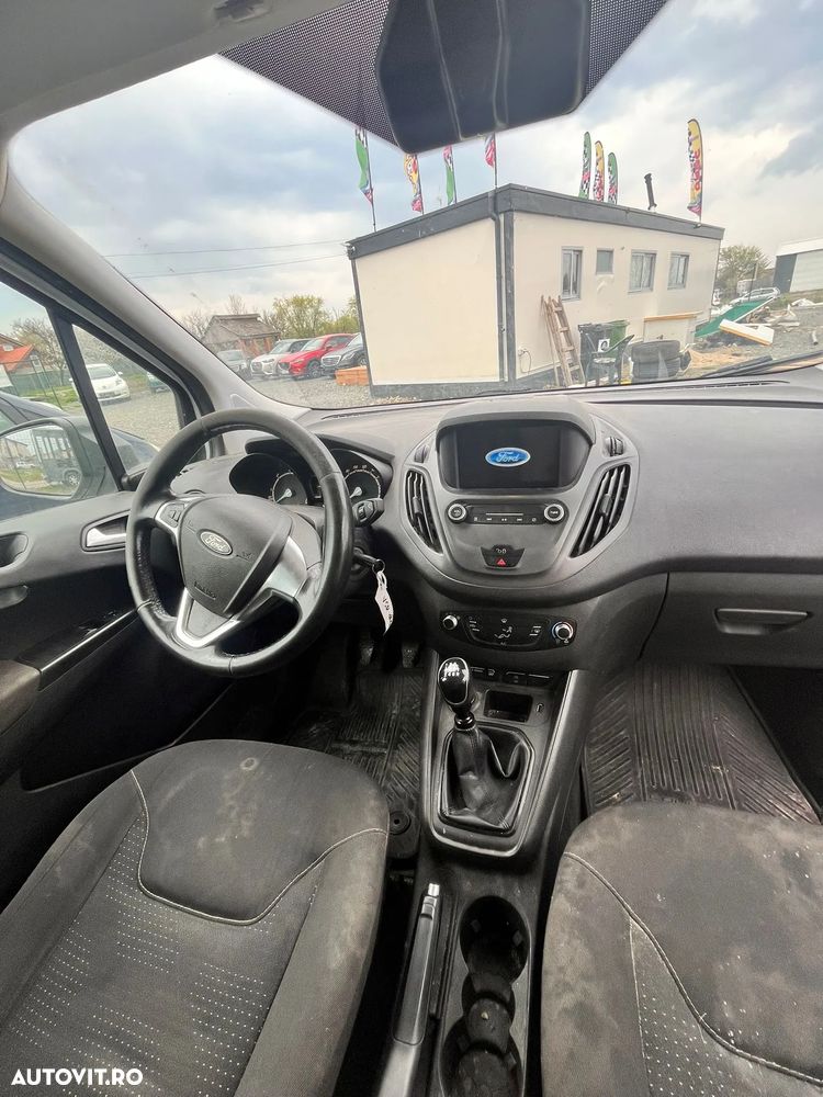 Ford Transit Connect - 3