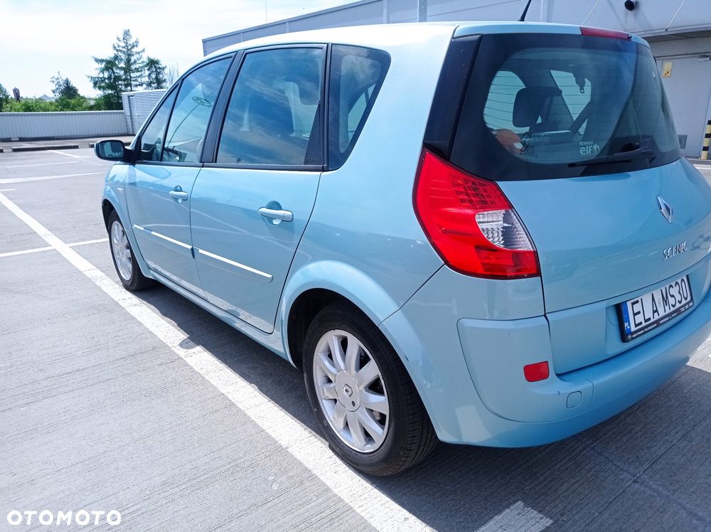 Renault Scenic 2.0 16V Privilege - 34