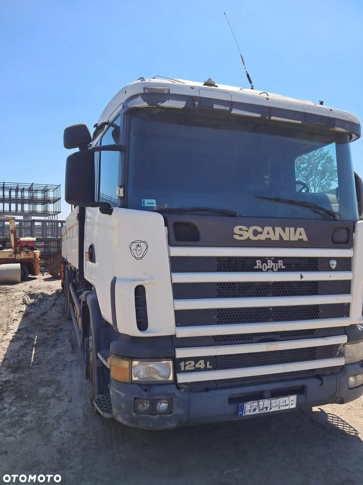 Scania 124L - 4