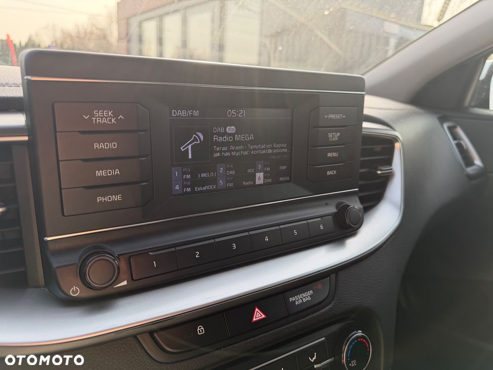 Kia Ceed 1.0 T-GDI S - 28