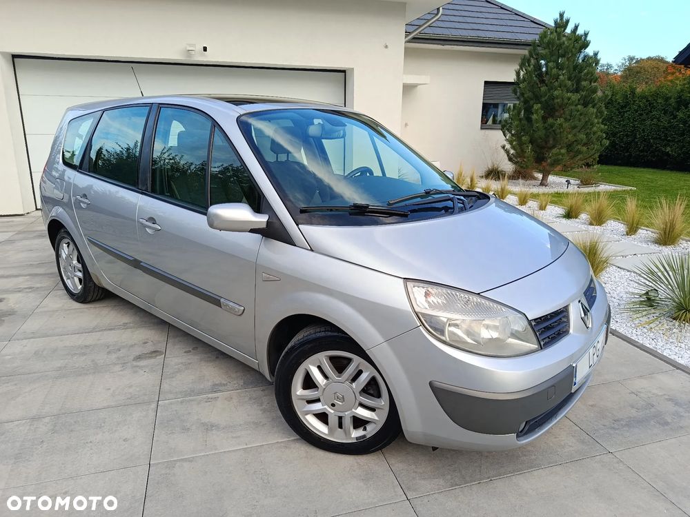 Renault Grand Scenic 2005 photo 2