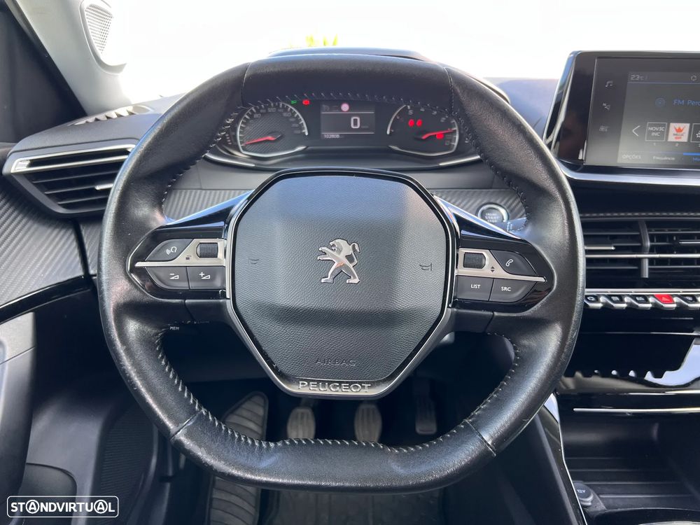 Peugeot 2008 1.2 PureTech Allure - 11