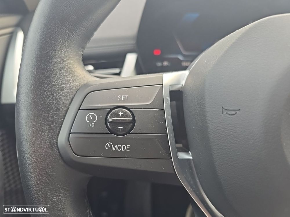 BMW iX1 eDrive20 xLine - 18