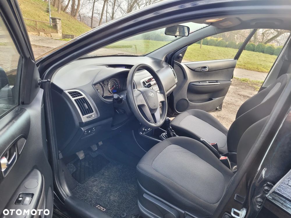 Hyundai i20 1.2 Fifa World Cup Edition - 11