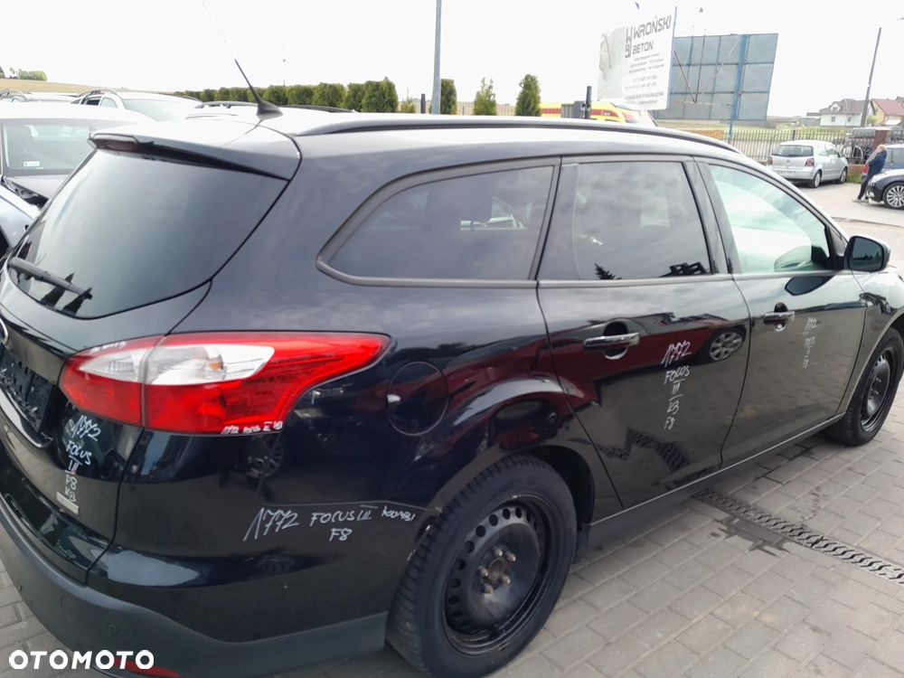 FORD FOCUS MK3 BŁOTNIK PRAWY TYLNY PRAWY TYŁ ĆWIARA ĆWIARTKA KOLOR: F8 - 1