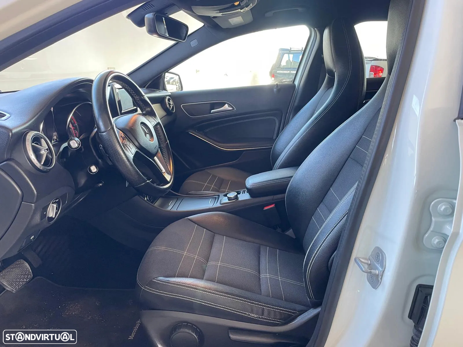 Mercedes-Benz GLA 200 CDI 4Matic 7G-DCT Edition 1 - 9