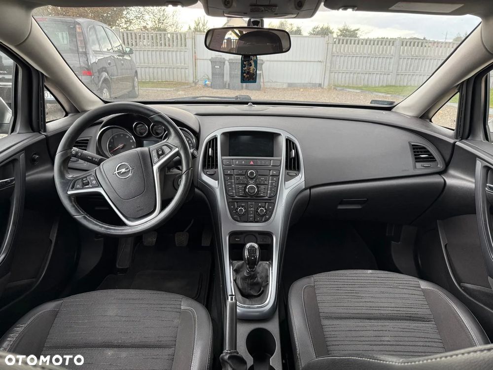 Opel Astra IV 1.4 T Active EU6 - 13