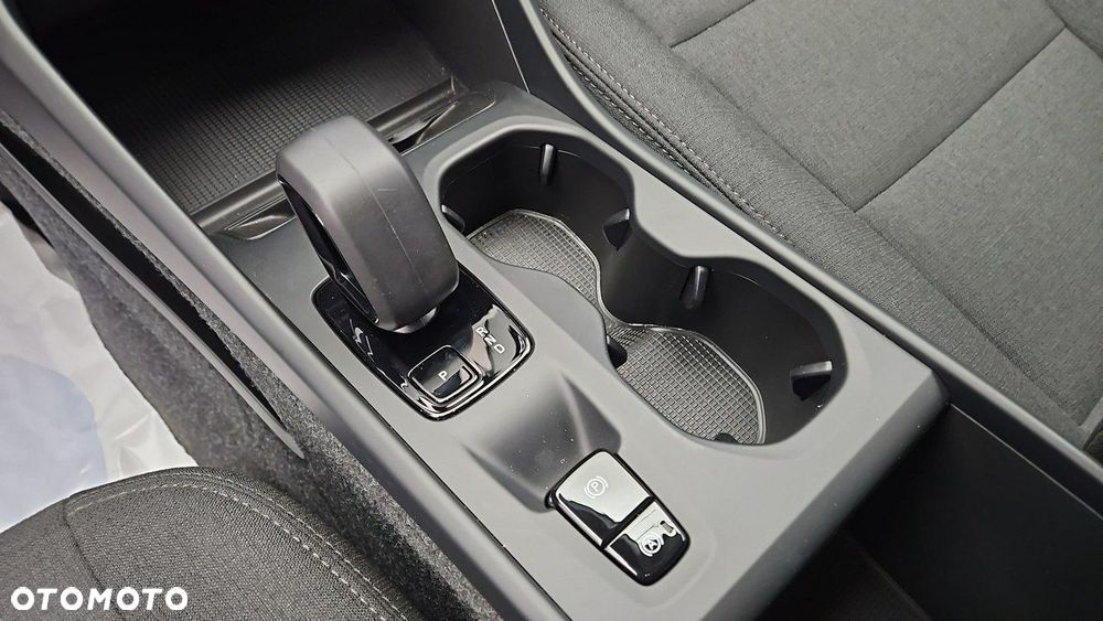 Volvo XC 40 B3 Essential - 18