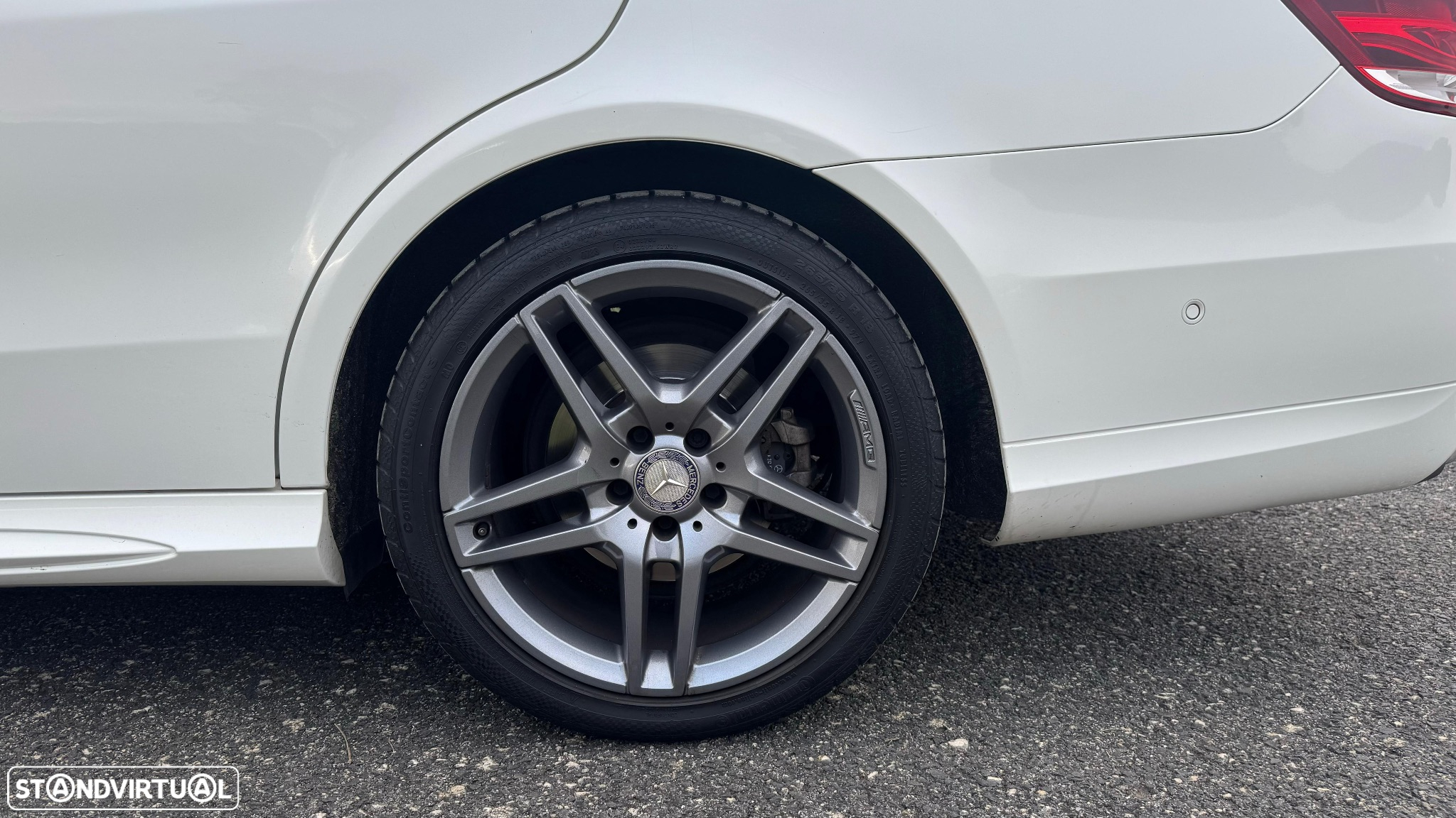 Mercedes-Benz E 300 Bluetec Hybrid Avantgarde - 7