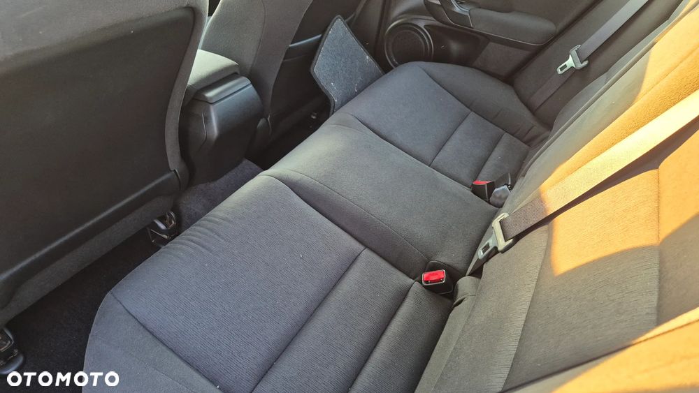 Honda Accord 2.0 Comfort - 11