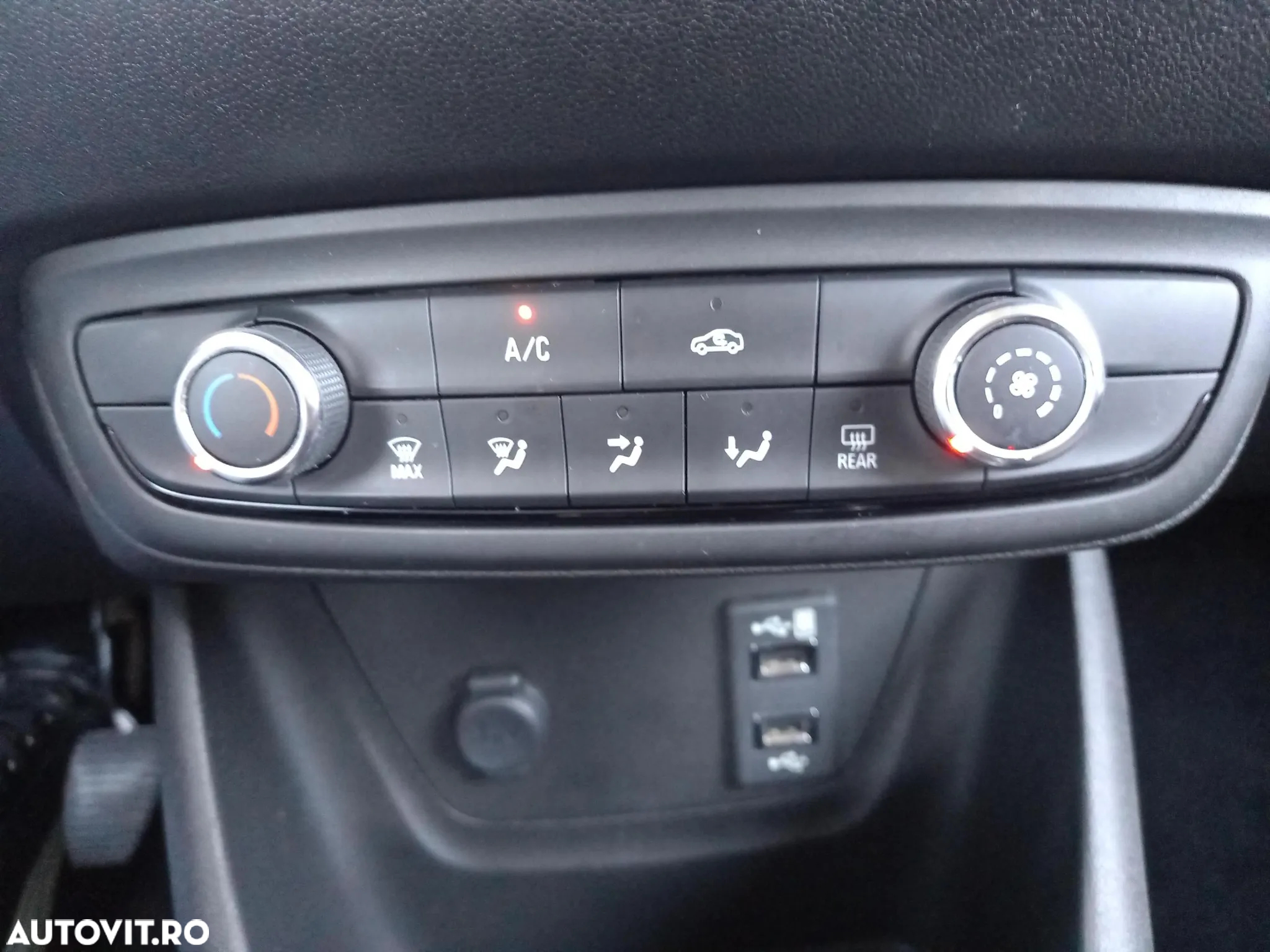 Opel Crossland - 22