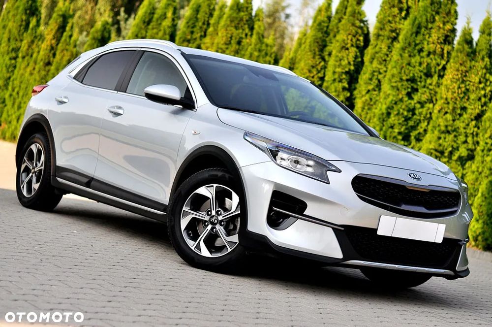 Kia XCeed 1.6 CRDi SCR L Business Line - 10