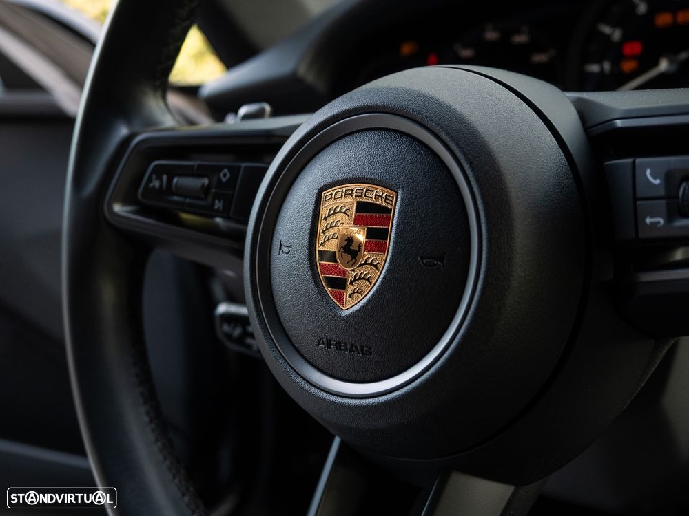 Porsche 911 (992) Carrera S PDK - 32