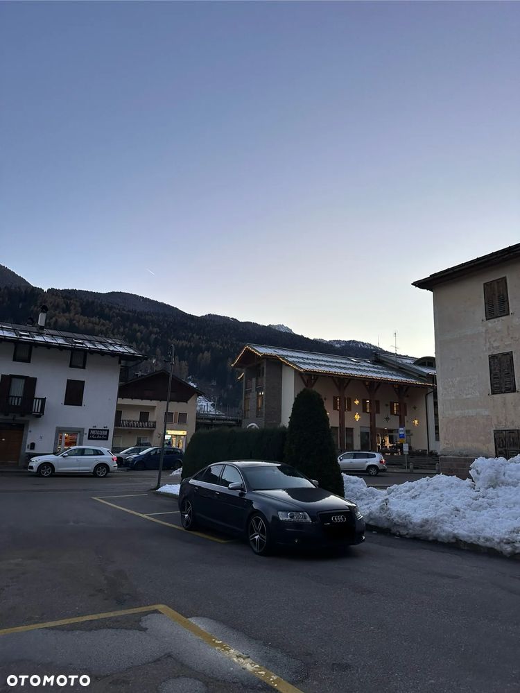 Audi A6 Limousine 3.2 FSI Quattro Tiptronic - 4