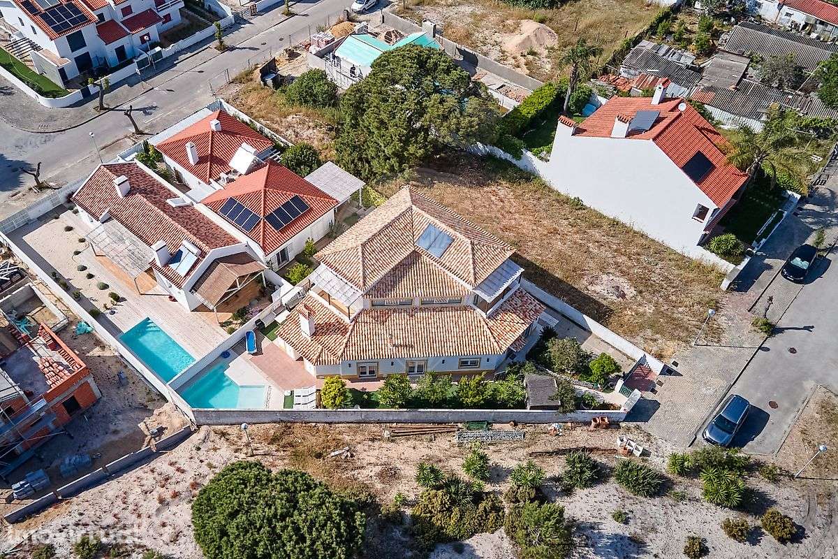 Moradia T4 para venda - Grande imagem: 2/29