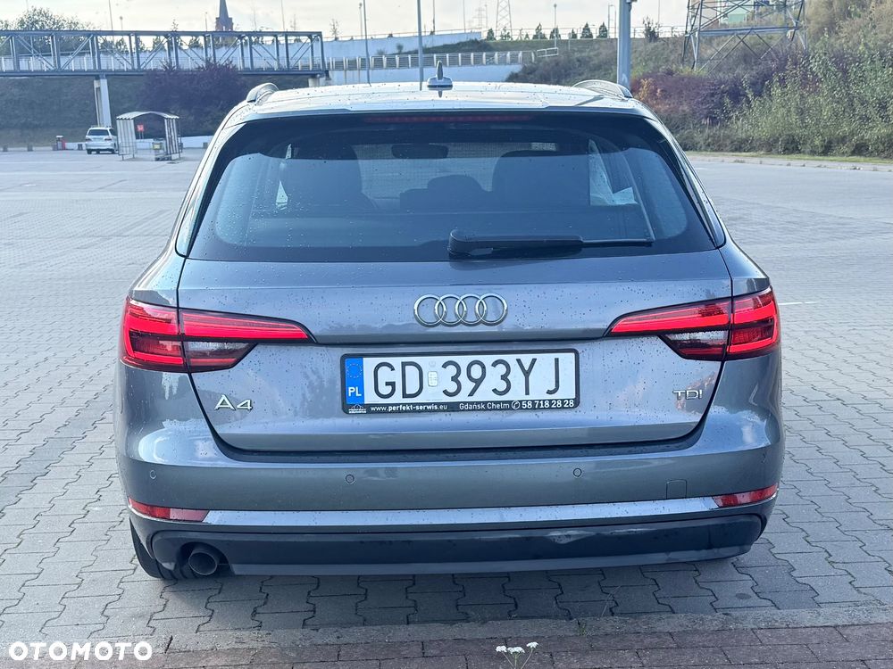Audi A4 Avant 2.0 TDI S tronic - 5