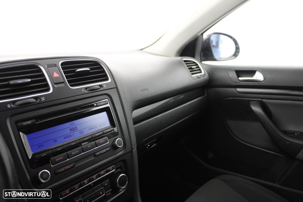 VW Golf Variant 1.6 TDi Style - 19