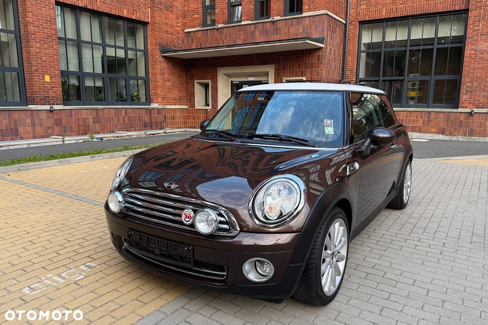MINI Cooper 50 Mayfair - 3