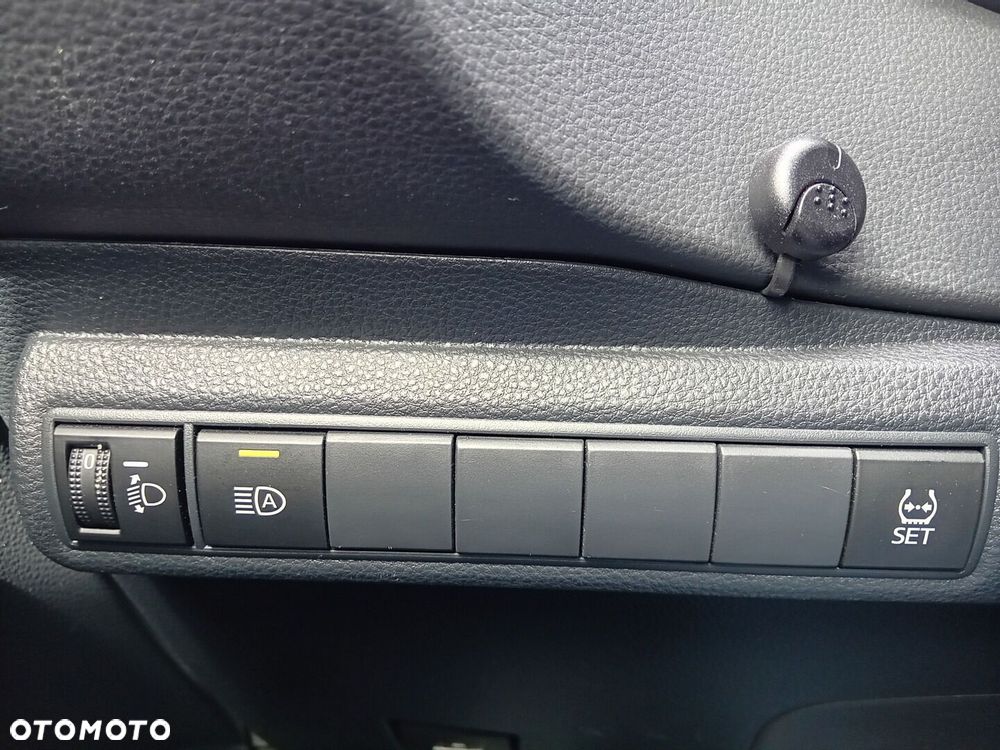Toyota Corolla - 21