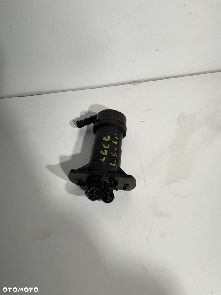 Dysza spryskiwacza lampy reflektora  org przód lewy SLINE Audi A6 C6 4F0 955 101 - 1