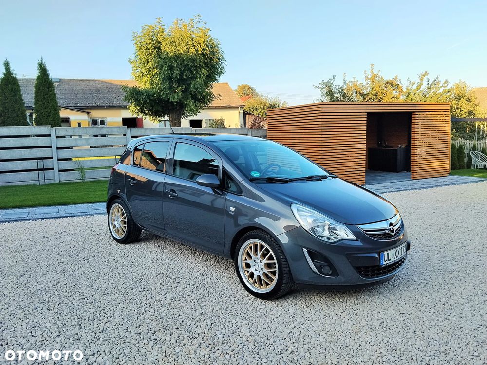 Opel Corsa - 1