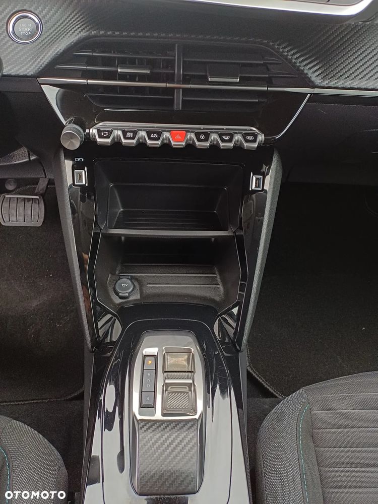Peugeot 208 e-208 50kWh Style - 24